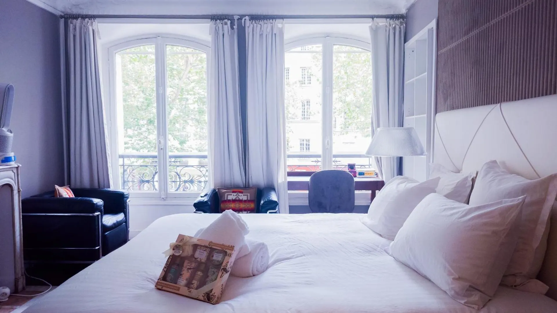 Appartement Pic De Notre Dame, Charming Paris